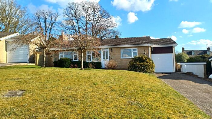2 Bedroom Detached Bungalow For Sale In Marlborough Road, Chipping Norton, OX7