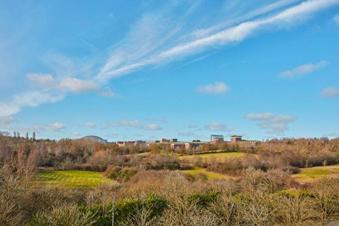 1 Bedroom Apartment For Sale In Overgate, Milton Keynes, Buckinghamshire, MK9