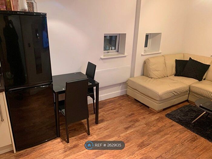 1 Bedroom Flat To Rent In Wellington Court, Leicester, LE1