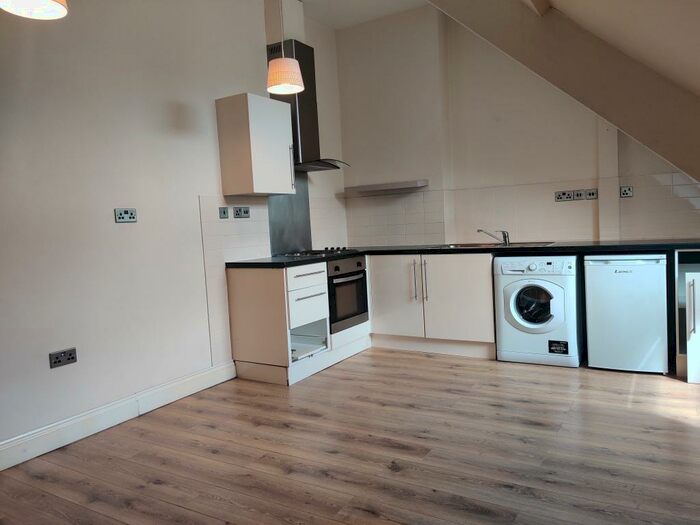 1 Bedroom Property To Rent In Lynchford Road, GU14