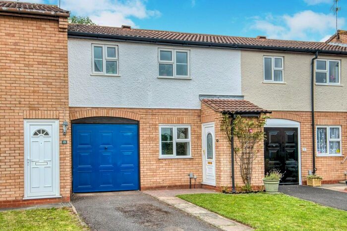 3 Bedroom Terraced House To Rent In Clover Close, Stratford Upon Avon, CV37