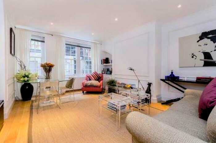 1 Bedroom Apartment To Rent In Gloucester Place, Marylebone, London, NW1