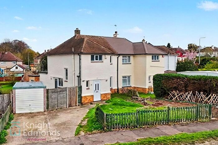 2 Bedroom Semi Detached House For Sale In Gloucester Road, Maidstone, ME15