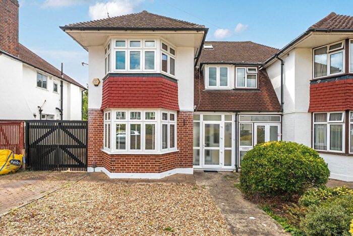 4 Bedroom Semi-Detached House To Rent In Oxford Crescent, New Malden, KT3