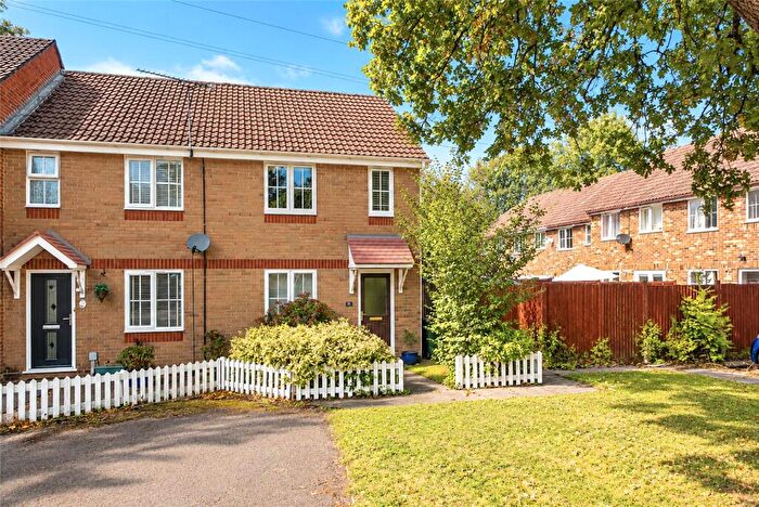 2 Bedroom Semi-Detached House For Sale In Marsh Gardens, Hedge End, Southampton, Hampshire, SO30