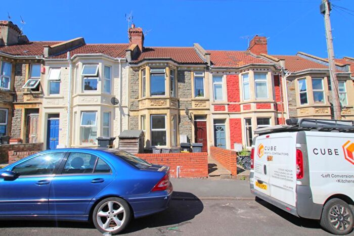 1 Bedroom Flat To Rent In Douglas Road - Horfield, BS7