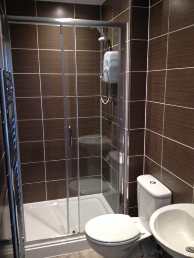 1 Bedroom Apartment To Rent In Alma Street, Flat, PL4