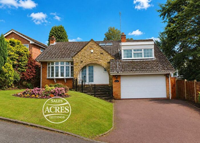 3 Bedroom Detached House For Sale In Clarry Drive, Four Oaks, Sutton Coldfield, B74