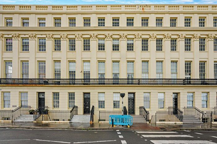 2 Bedroom Flat For Sale In Brunswick Terrace, Hove, Avon, BN3