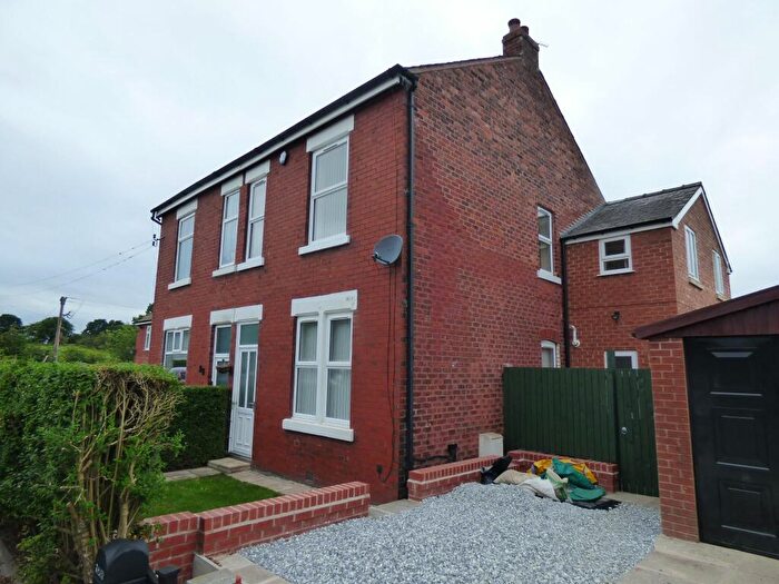 4 Bedroom Semi-Detached House To Rent In Windlehurst Road, High Lane, SK6