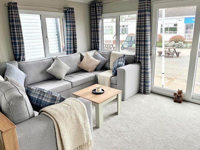 2 Bedroom Mobile Home For Sale In Manor Park Holiday Park, Manor Road, Hunstanton, PE36
