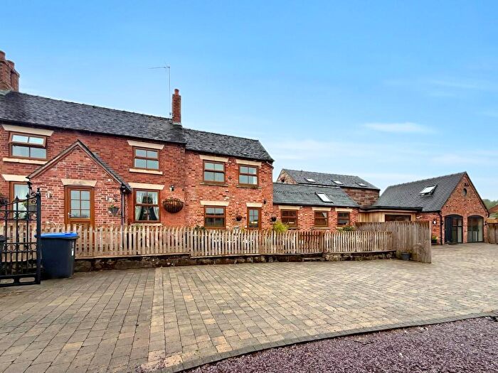 6 Bedroom Detached House For Sale In Saltersford Lane, Alton, ST10
