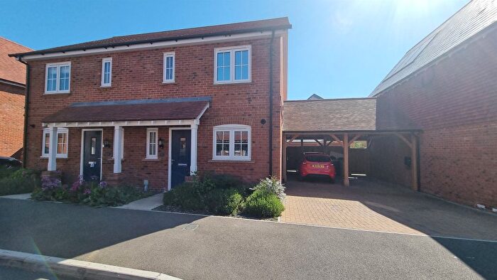 2 Bedroom Semi-Detached House For Sale In Anderson Street, Didcot, OX11