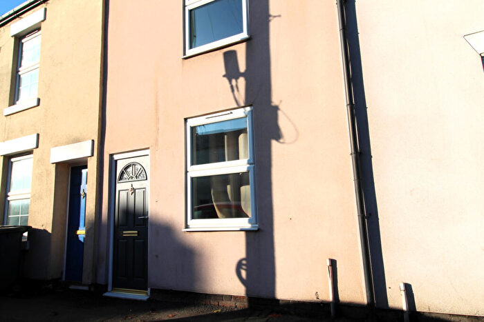 3 Bedroom Terraced House To Rent In Burton-on-Trent, DE14