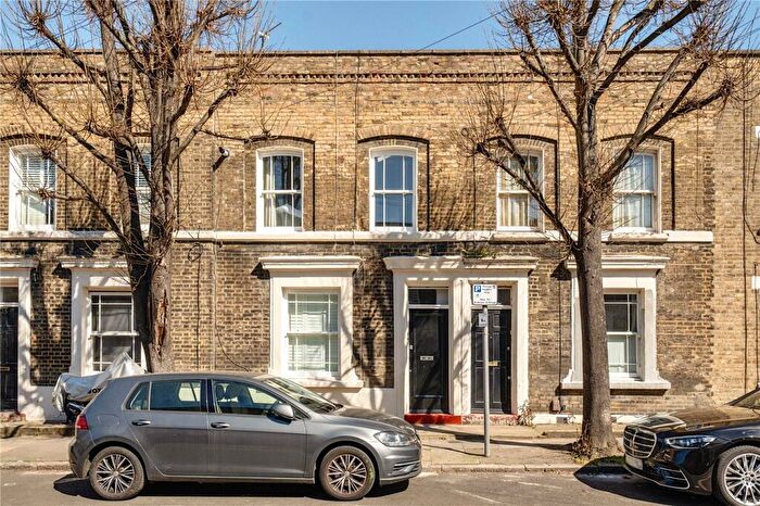 1 Bedroom Apartment For Sale In Argyle Road, London, E1