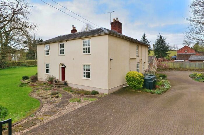 5 Bedroom Character Property For Sale In Moreton-on-Lugg, Hereford, HR4