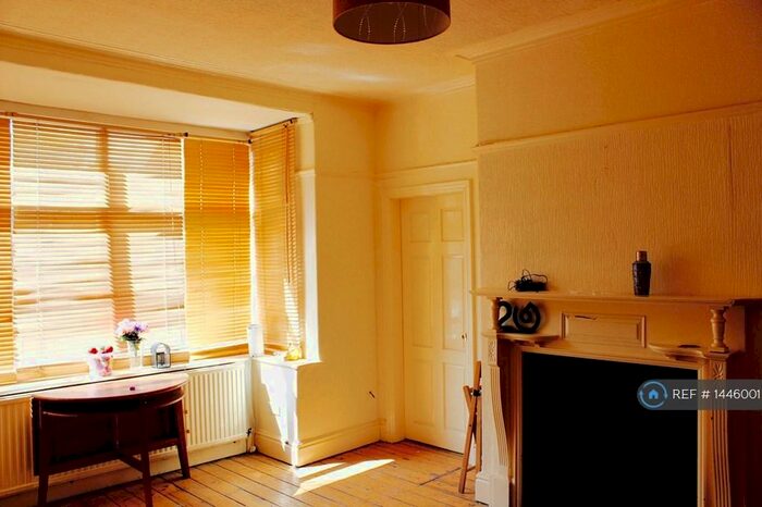 4 Bedroom End Of Terrace House To Rent In Old Moat Lane, Manchester, M20