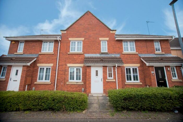 3 Bedroom Terraced House To Rent In Rivelin Park, Hull, East Riding Of Yorkshire, HU7