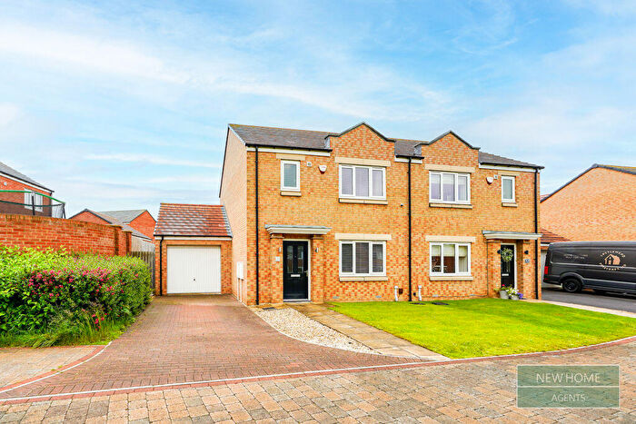 3 Bedroom Semi-Detached House For Sale In Brookdale, Sunderland, SR3
