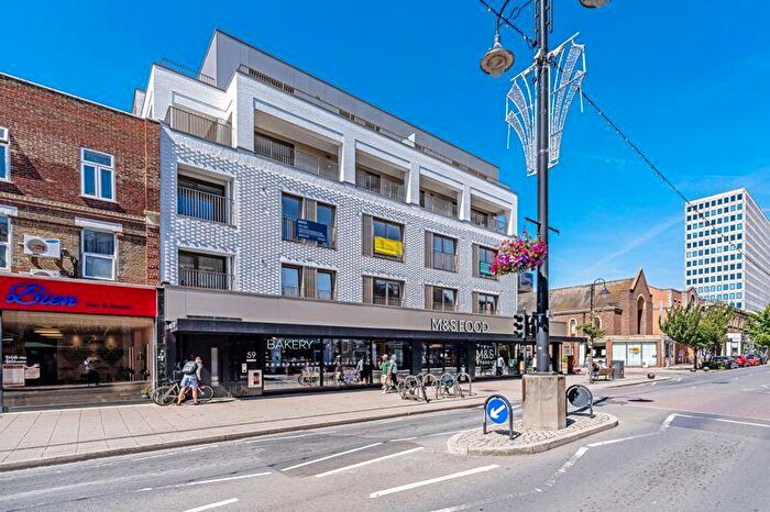 Studio To Rent In - High Street, New Malden, KT3