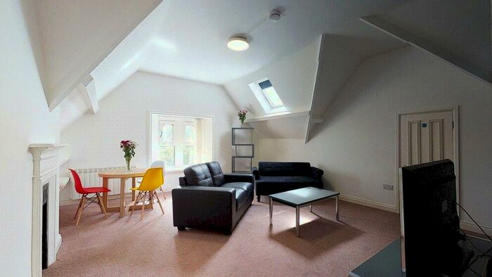 3 Bedroom Flat To Rent In Whitefield Terrace, Greenbank Road, Plymouth, Devon, PL4