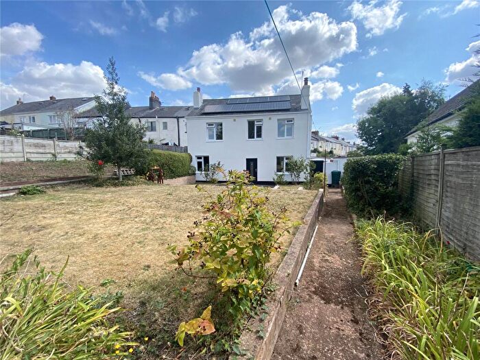 4 Bedroom Detached House For Sale In New Street, Cullompton, Devon, EX15