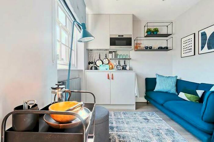 1 Bedroom Apartment To Rent In Oakley Square, Mornington Crescent, Euston, Camden, London, NW1