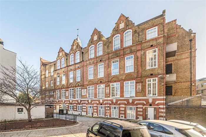 2 Bedroom Flat For Sale In Westminster Bridge Road, London Bridge, SE1