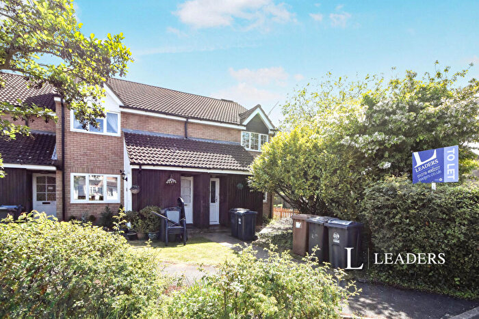 1 Bedroom Maisonette To Rent In Calverley Close, Bishops Stortford, CM23