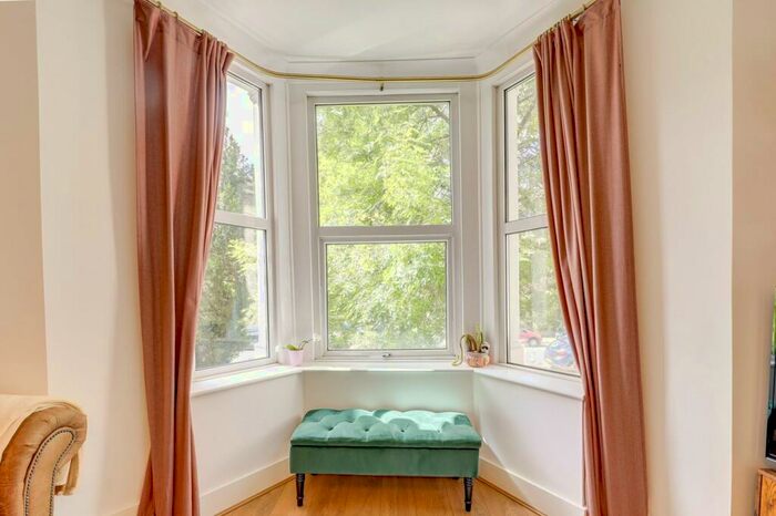 1 Bedroom Flat For Sale In Devonshire Road, Forest Hill, London, SE23