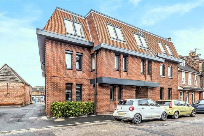 1 Bedroom Apartment To Rent In Pennyfarthing Street, Salisbury, SP1