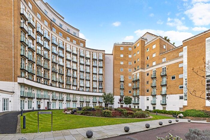 2 Bedroom Penthouse For Sale In Palgrave Gardens, London, NW1