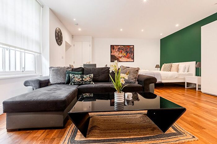 Studio To Rent In City Of Westminster, W2