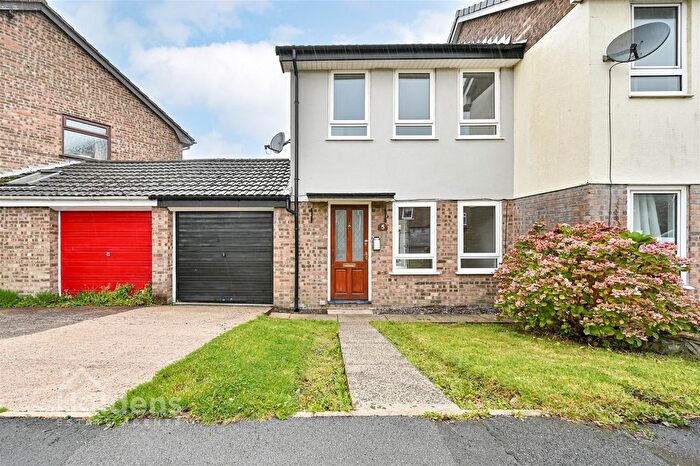 3 Bedroom Semi-Detached House To Rent In Willows Park Lane, Longridge, Preston, PR3