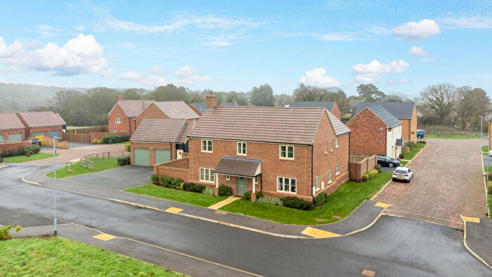 5 Bedroom Detached House For Sale In Gerard Road, Bedford, Maulden, MK45