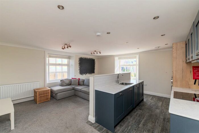 3 Bedroom Apartment To Rent In Ellison Place, City Centre, Newcastle Upon Tyne, NE1