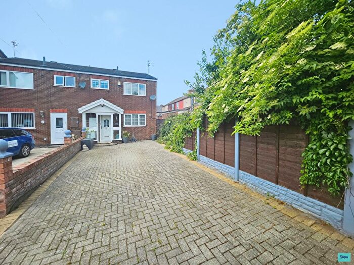 3 Bedroom Terraced House For Sale In Collins Close, Bootle, L20