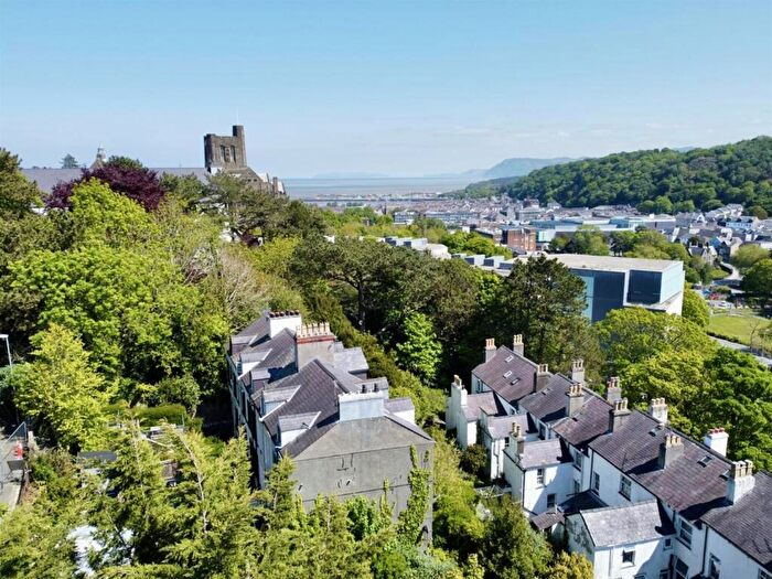 Property For Sale In The Crescent, Bangor, LL57