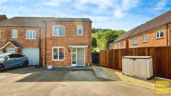 3 Bedroom Detached House For Sale In Ffordd Danygraig, Godrergraig, Swansea, SA9