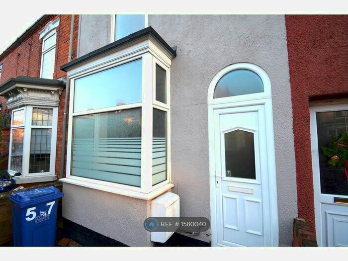3 Bedroom Terraced House To Rent In Legsby Avenue, Grimsby, DN32