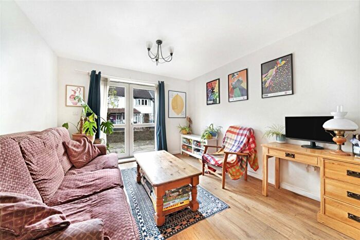 2 Bedroom Flat For Sale In Leonard House, Lambkins Mews, Walthamstow, London, E17
