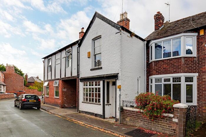 2 Bedroom Terraced House For Sale In Becketts Lane, Chester, CH3