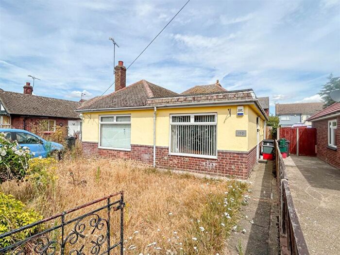 3 Bedroom Detached Bungalow For Sale In Douglas Road, Clacton-On-Sea, CO15