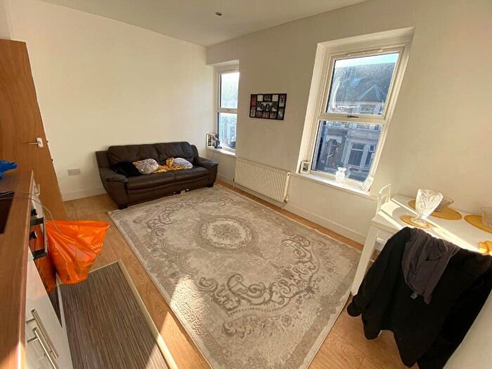 2 Bedroom Flat To Rent In Mackintosh Place, Cardiff(City), CF24