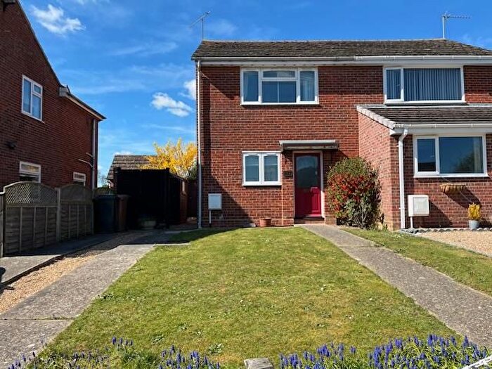 3 Bedroom Semi-Detached House For Sale In Foxglove Avenue, Needham Market, Ipswich, IP6