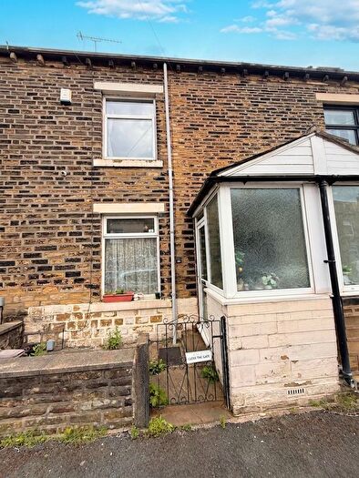 2 Bedroom Terraced House For Sale In Woodside Road, Halifax, HX3