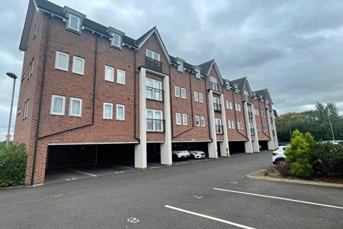 2 Bedroom Flat To Rent In Rose Creek Gardens, Warrington, WA5