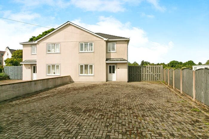 3 Bedroom Semi-Detached House For Sale In Morfa Nefyn, Pwllheli, Gwynedd, LL53