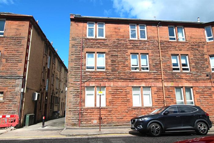 2 Bedroom Flat To Rent In King Street, Port Glasgow, PA14