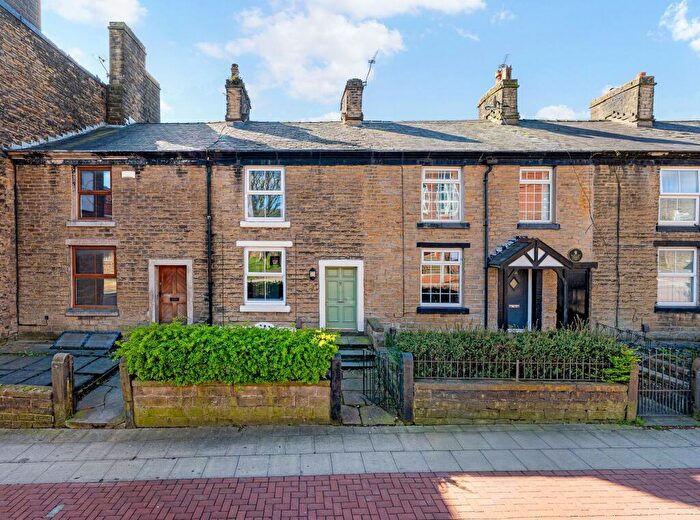 3 Bedroom Terraced House For Sale In Lee Lane, Horwich, Bolton, BL6